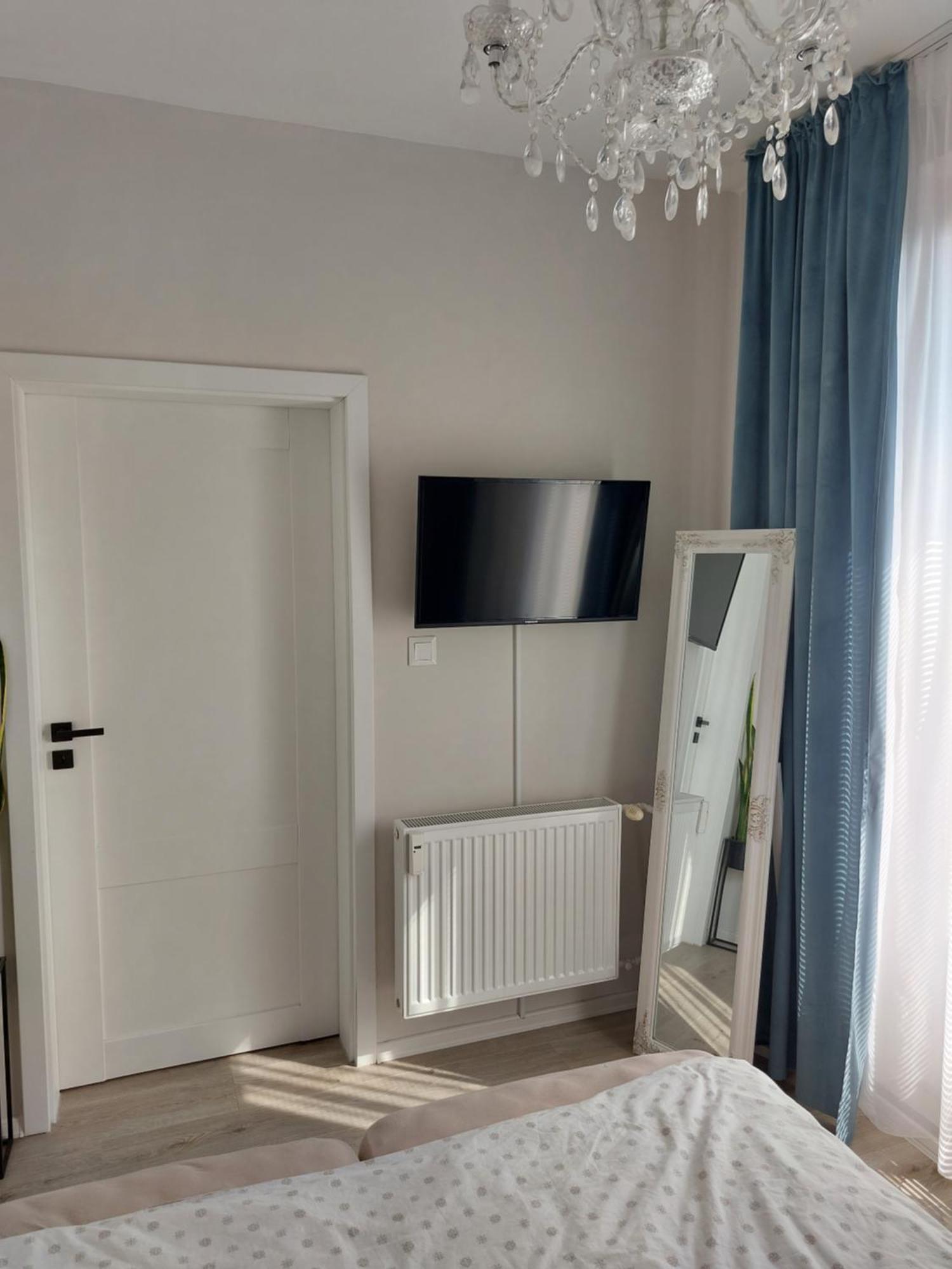 M&M Apartman Trenčín Buitenkant foto